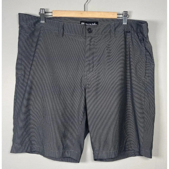 Travis Mathew Shorts Mens Size 38 Chino Flat Front Grey Striped Golf Casual - Picture 1 of 16